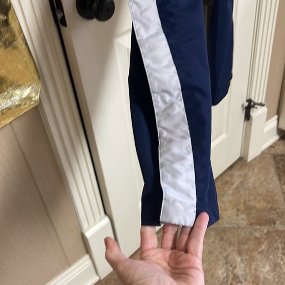 Vintage Starter Full-Snap
Breakaway Tear Away pants. Size medium. Navy and gray - Picture 3 of 14